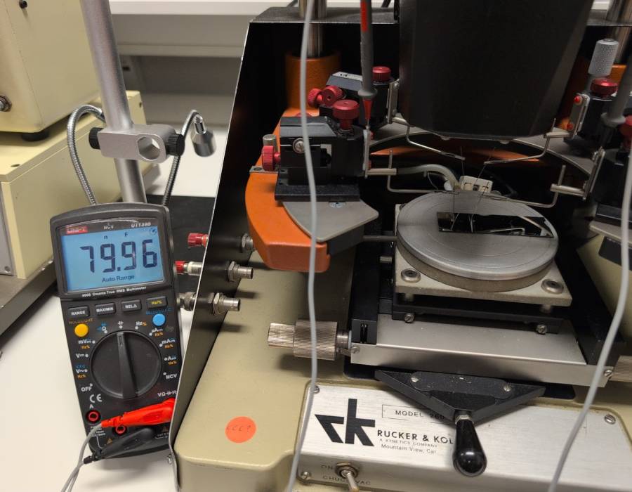 20260905_plate_capacitor_measurement.jpg